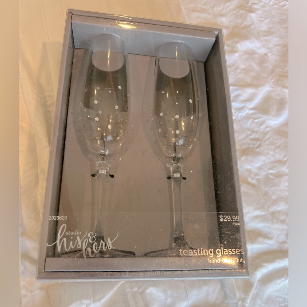 New in box jeweled Toasting champagne wine glasses wedding bridal